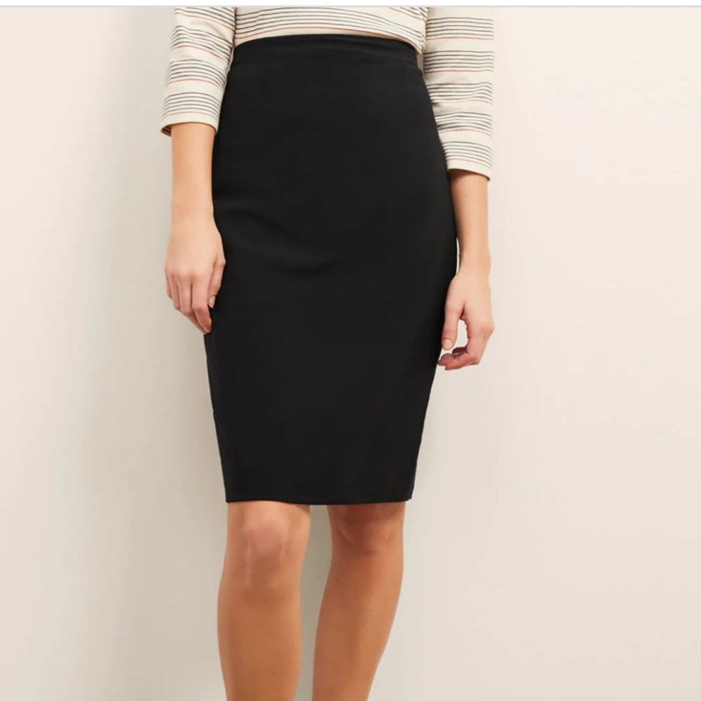 MM LaFleur Black Pencil Skirt